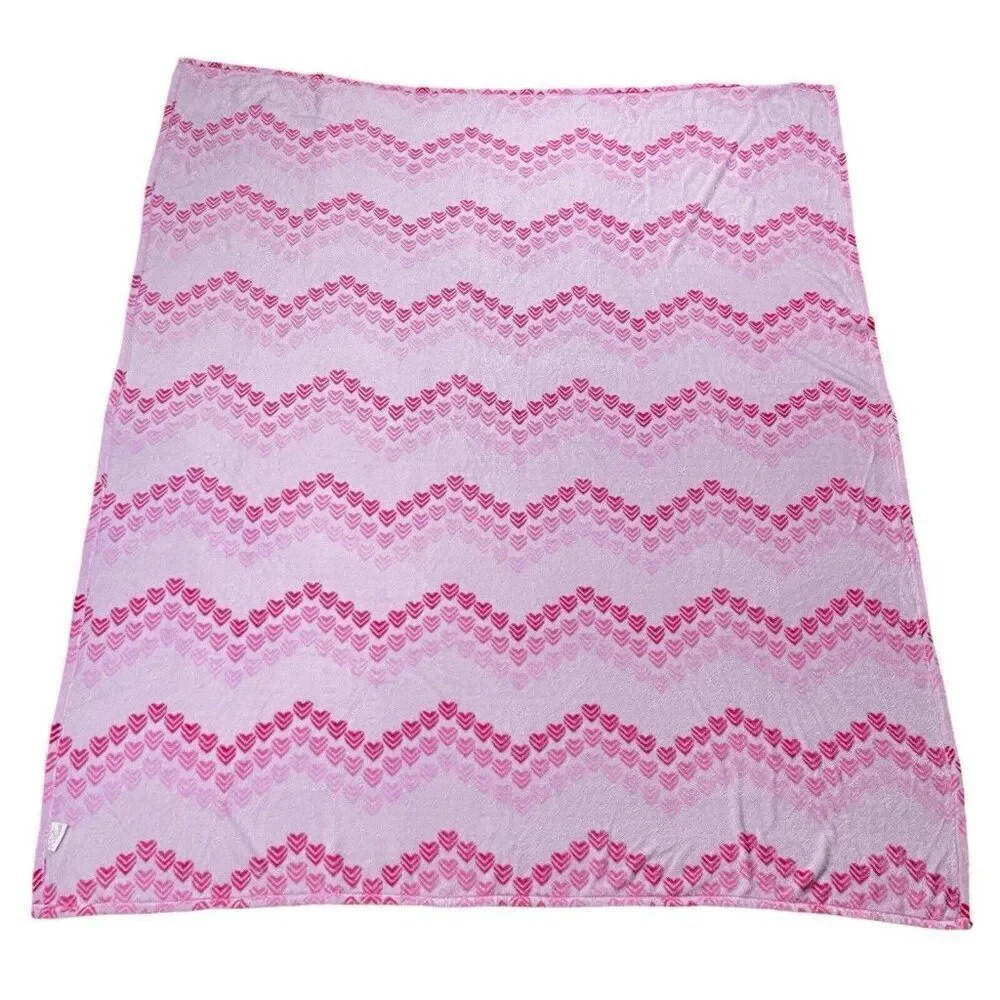 Pink Hearts Blanket Throw 88 x 74 Soft Love Cuddle Girly Winter Warm Cozy Cute